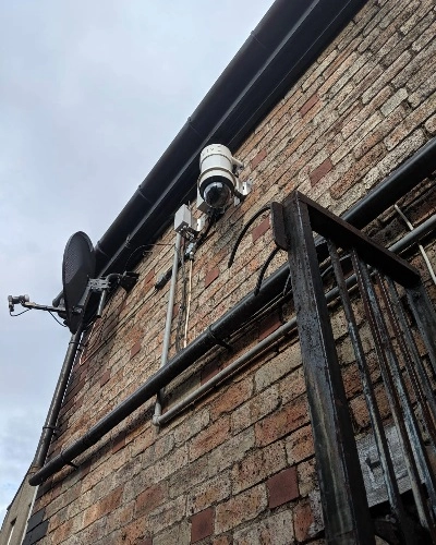 WCCTV Redeployable CCTV Camera Installed on a Building - Thumbnail
