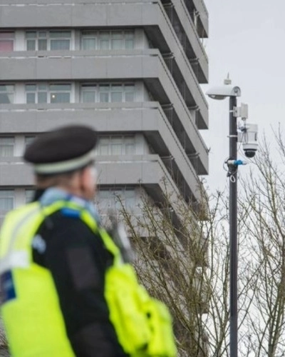 Police Officer and WCCTV Redeployable CCTV - Tall Thumb