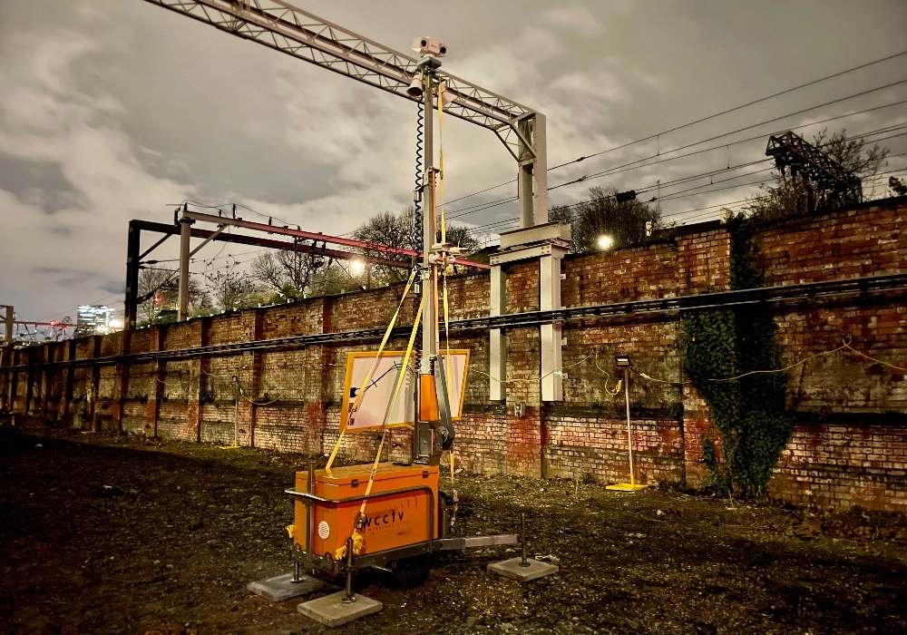 A WCCTV Rail Approved CCTV Tower Deployed Near Tracks